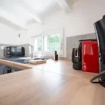 La Maison Celeste Jardin Et Charme En Hauteur