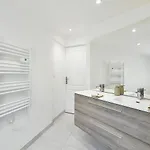 La Maison Celeste Jardin Et Charme En Hauteur