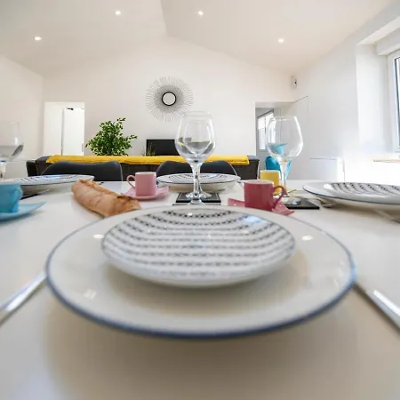 La Maison Celeste Jardin Et Charme En Hauteur * Cholet