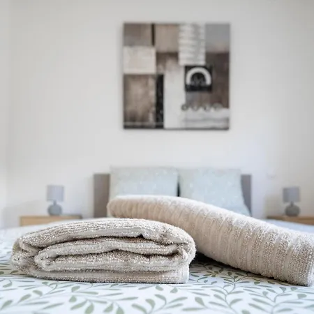 Apartamento La Maison Celeste Jardin Et Charme En Hauteur Cholet