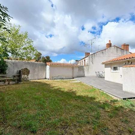 La Maison Céleste Jardin Et Charme En Hauteur