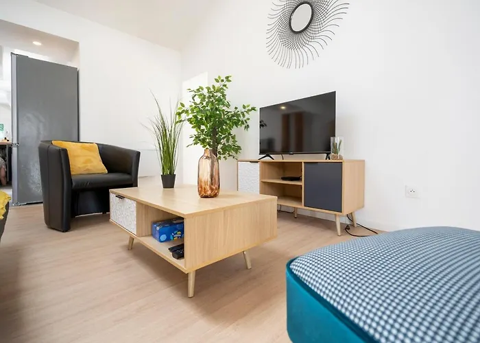 Lejlighed La Maison Celeste Jardin Et Charme En Hauteur Cholet