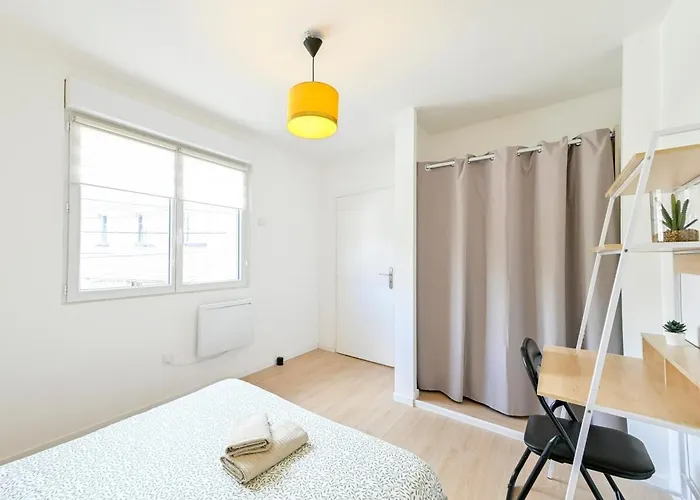 La Maison Celeste Jardin Et Charme En Hauteur Cholet