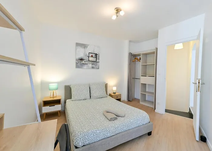 La Maison Celeste Jardin Et Charme En Hauteur Lejlighed *