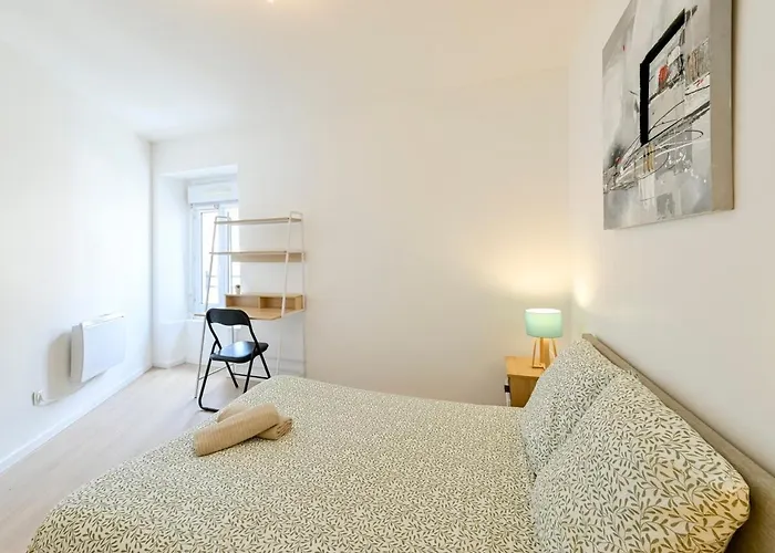 La Maison Céleste Jardin Et Charme En Hauteur Appartamento Cholet