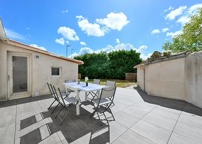 La Maison Celeste Jardin Et Charme En Hauteur * Cholet